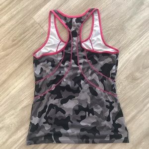 Reebok Moisture-wicking Workout Top
